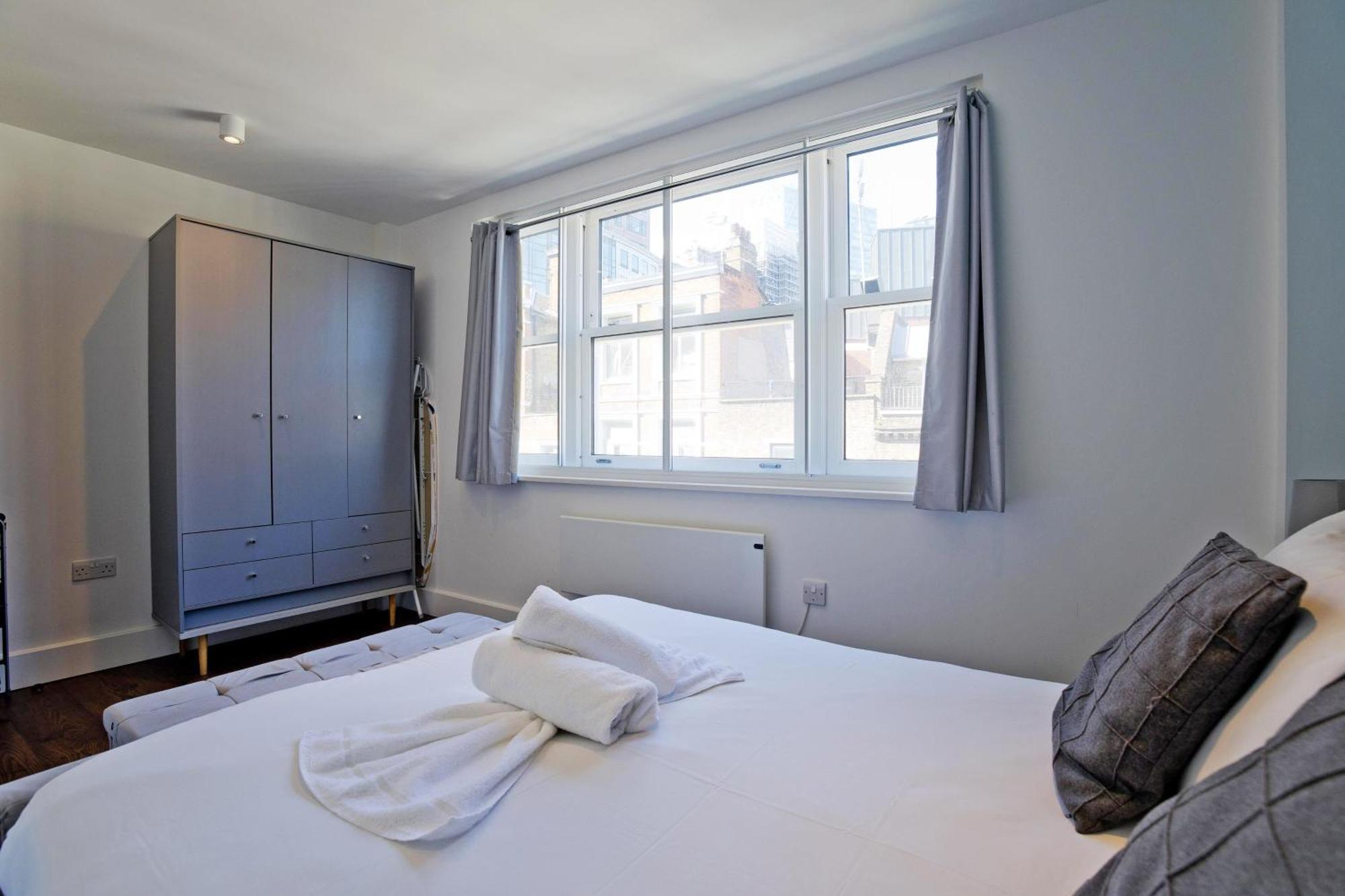 Imperial Middlesex Street Apartments London Bagian luar foto