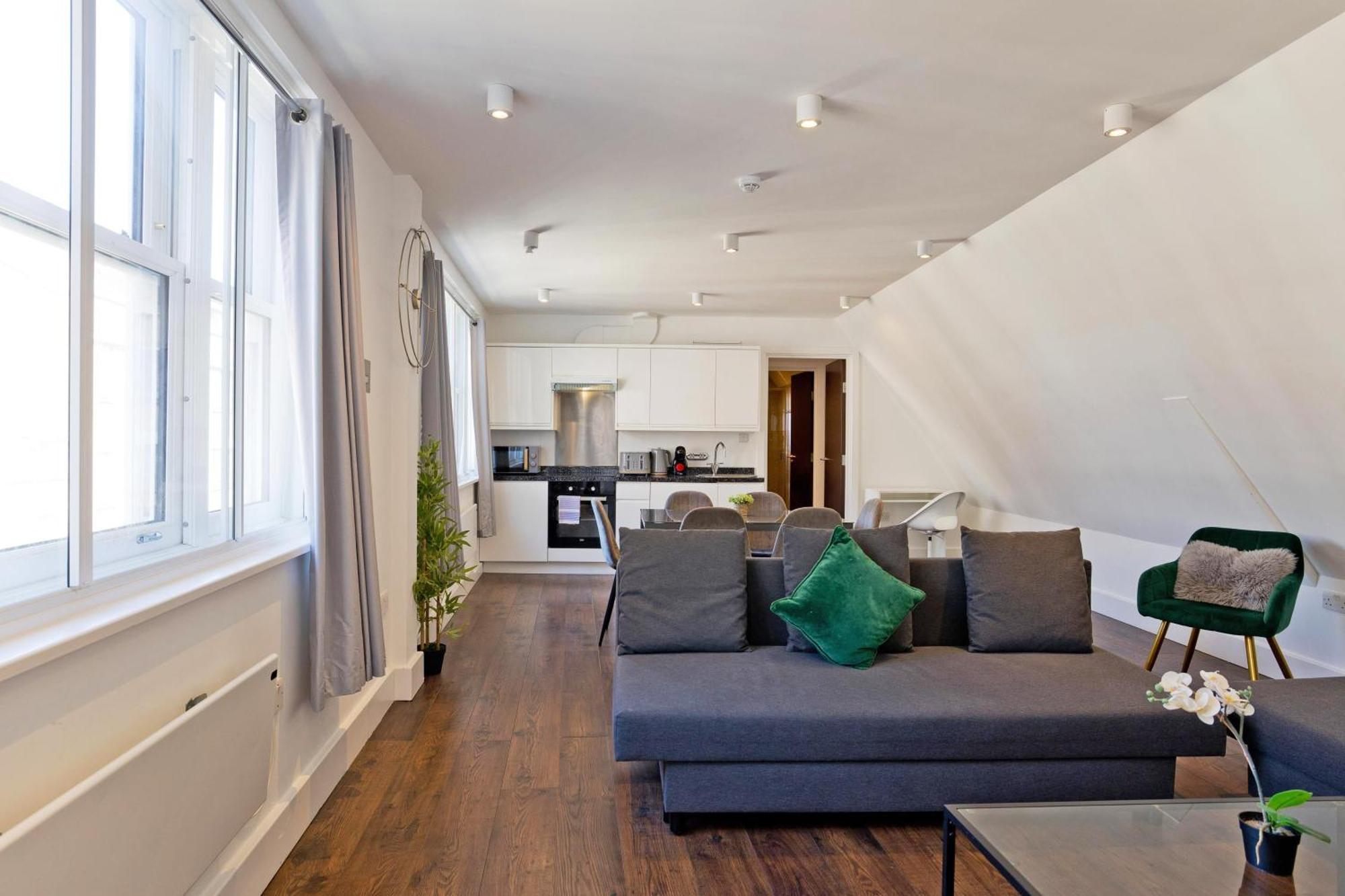 Imperial Middlesex Street Apartments London Bagian luar foto