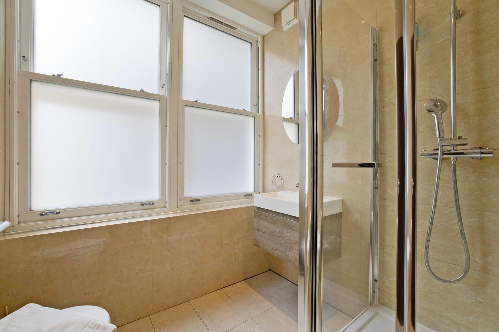 Imperial Middlesex Street Apartments London Bagian luar foto