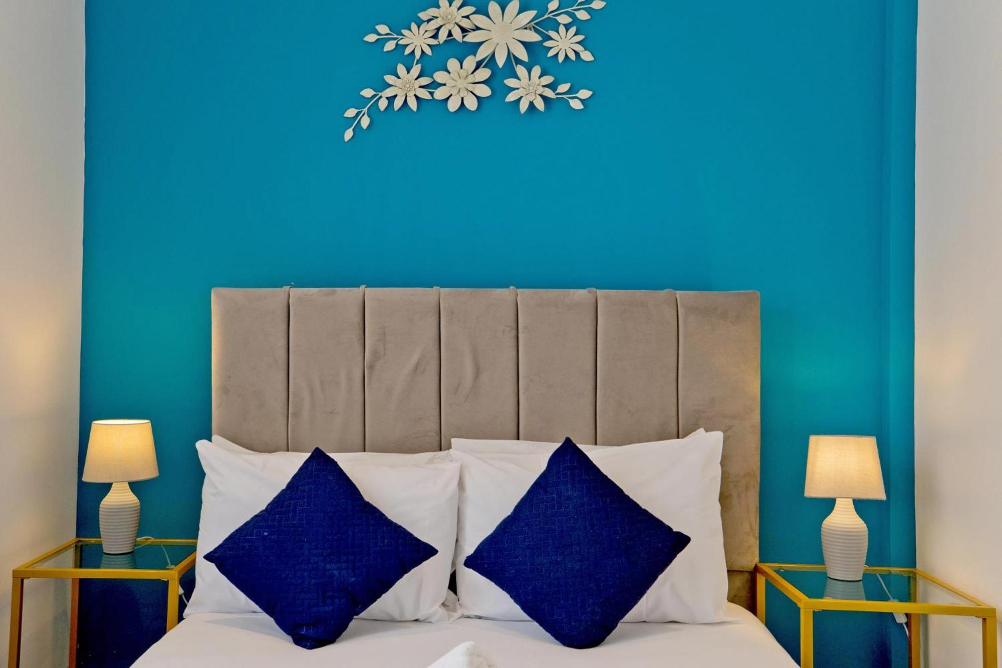Imperial Middlesex Street Apartments London Bagian luar foto